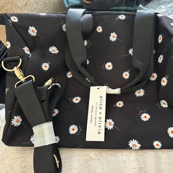 Alice and Olivia Floral Print Duffle Bag NWT - Picture 3 of 5